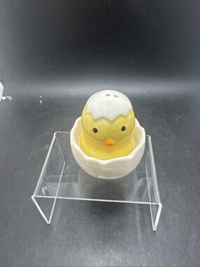 Ceramic Chick in Eggshell Salt & Pepper Shaker Set Easter Spring Decor Cute